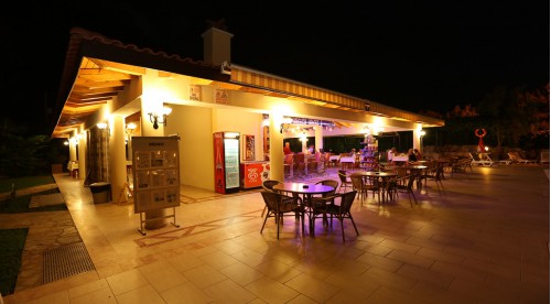 RESTORAN & BAR